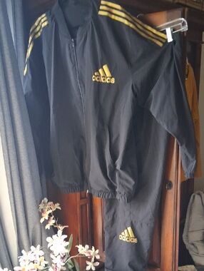 adidas Black Windbreaker Jacket with Gold Accents Mens 2x